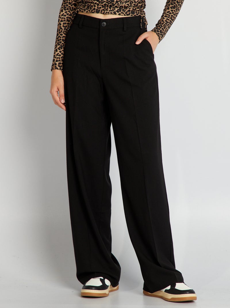 Pantalón ancho a rayas negro - Kiabi