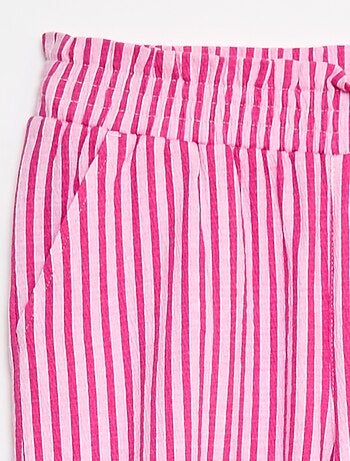 Pantalón ancho a rayas