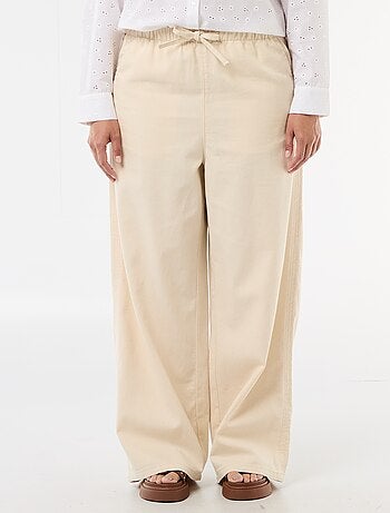 Pantalón ancho con 2 bolsillos