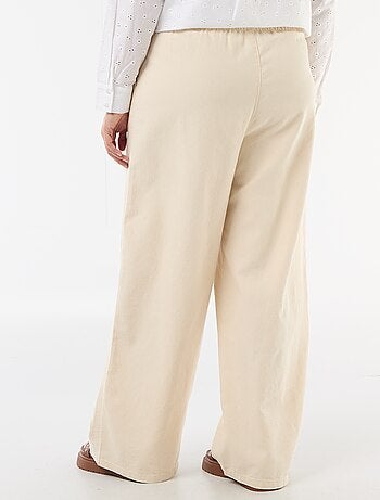 Pantalón ancho con 2 bolsillos