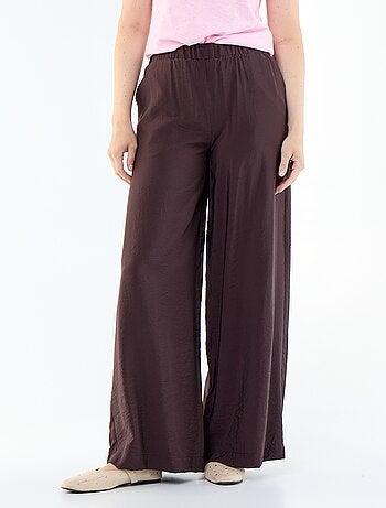 Pantalón ancho con 2 bolsillos