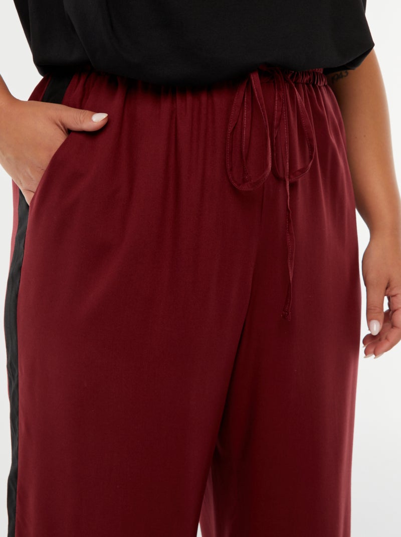 Pantalón ancho con bandas en contraste Rojo - Kiabi