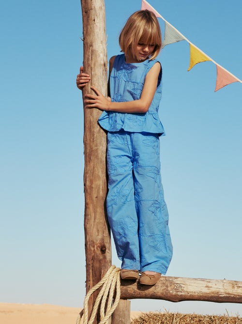 Pantalón ancho con bordados - Kiabi