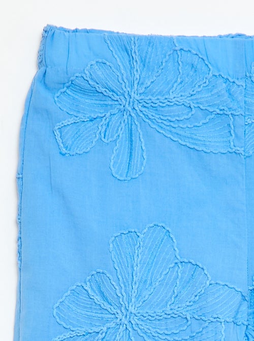 Pantalón ancho con bordados - Kiabi