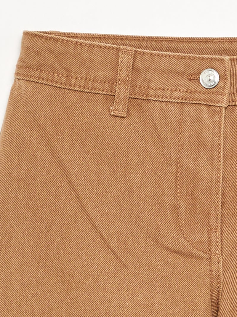Pantalón ancho con bordados de 'flores' Marron - Kiabi