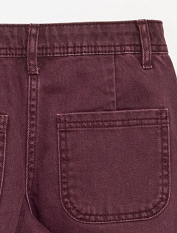 Pantalón ancho con bordados de 'flores'