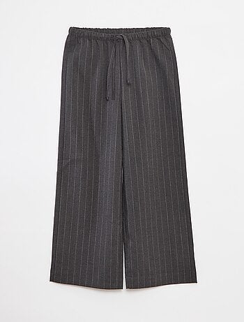 Pantalón ancho con cintura elástica y 2 bolsillos