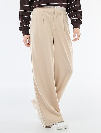 Pantalón ancho con cintura tipo bóxer