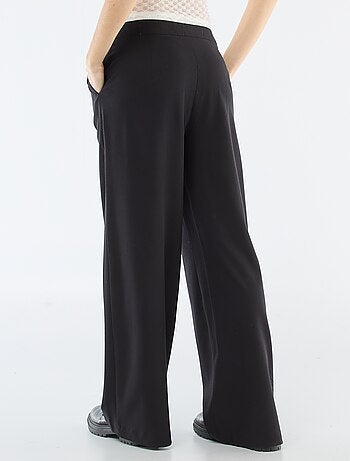 Pantalón ancho con cintura tipo bóxer