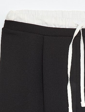 Pantalón ancho con efecto 2 en 1 estilo calzón