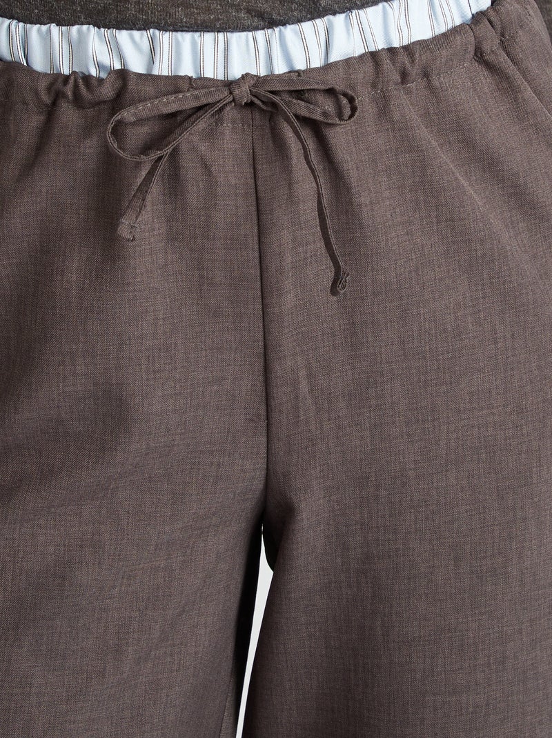 Pantalón ancho con efecto bóxer visible GRIS - Kiabi