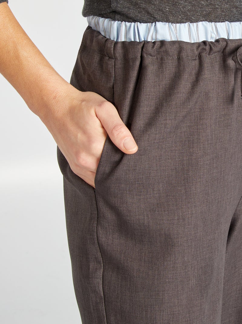 Pantalón ancho con efecto bóxer visible GRIS - Kiabi