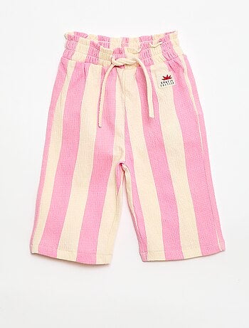 Pantalón ancho con estampado