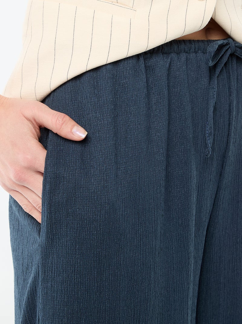 Pantalón ancho crepé con 2 bolsillos Azul - Kiabi