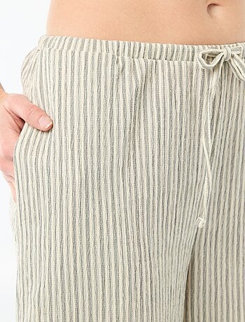 Pantalón ancho crepé con 2 bolsillos