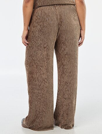 Pantalón ancho de pana lisa