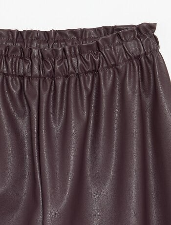 Pantalón ancho de polipiel