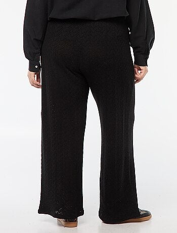 Pantalón ancho de punto calado