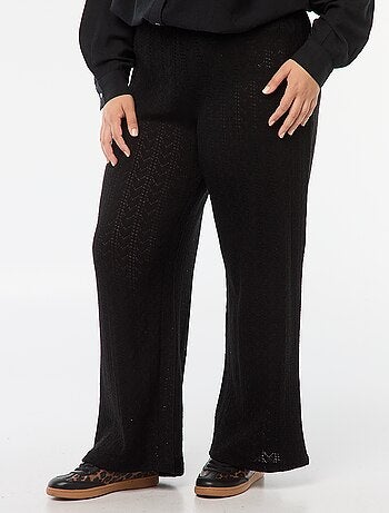 Pantalón ancho de punto calado