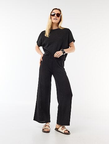 Pantalón ancho de punto calado