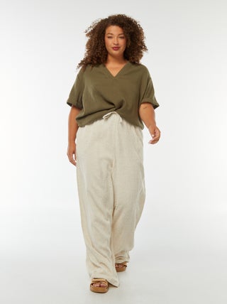 Pantalón ancho de punto con relieve en mezcla de lino