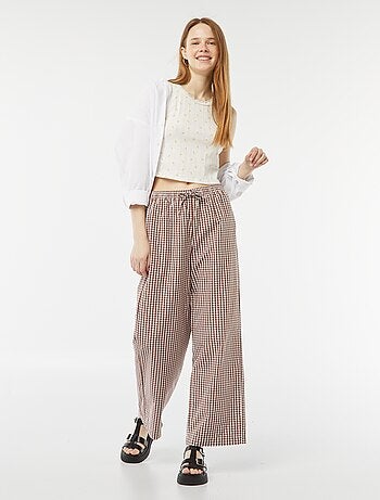 Pantalón ancho de punto gofrado