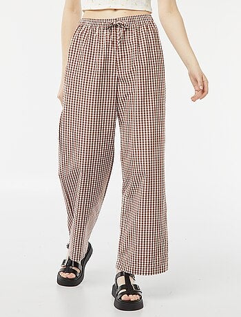 Pantalón ancho de punto gofrado