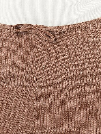Pantalón ancho de punto gofrado