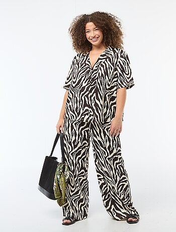 Pantalón ancho de punto gofrado