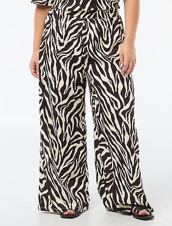 Pantalón ancho de punto gofrado