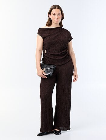 Pantalón ancho de punto gofrado