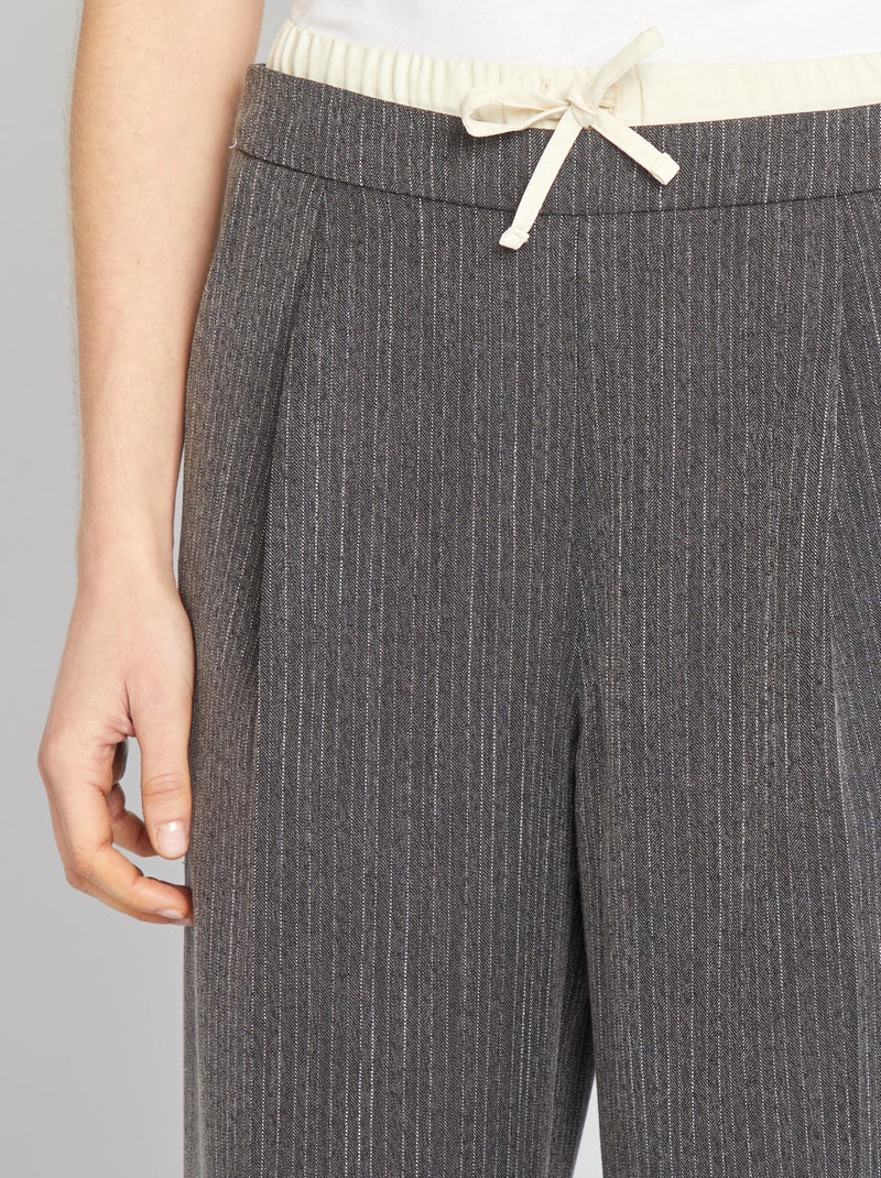 Pantalón ancho de rayas efecto 2 en 1 GRIS - Kiabi