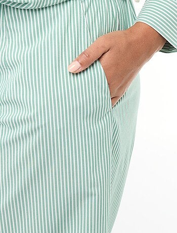 Pantalón ancho de rayas en popelina