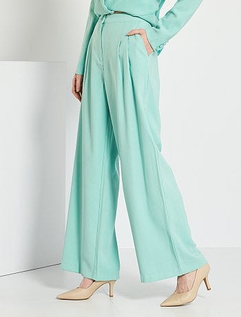 Pantalones tiro alto de Pantalones para Mujer en color negro | FASHIOLA.mx