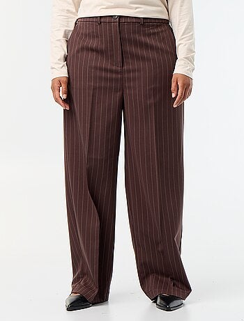 Pantalón ancho de tejido fluido