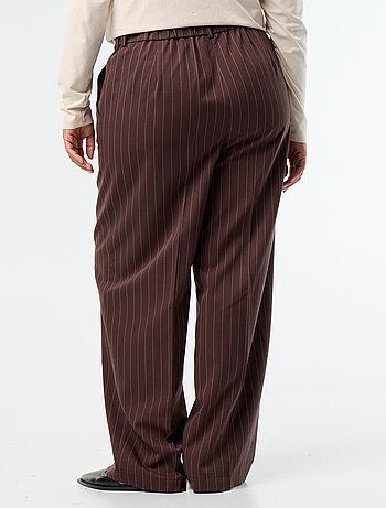 Pantalón ancho de tejido fluido