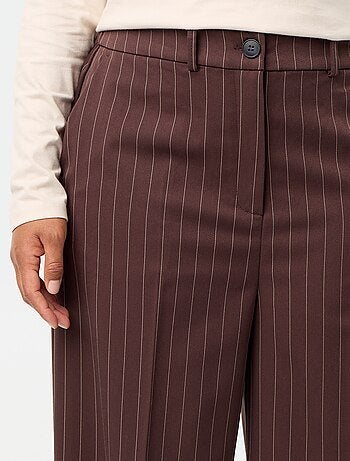 Pantalón ancho de tejido fluido