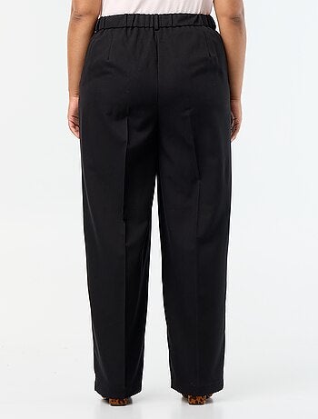 Pantalón ancho de tejido fluido