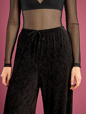 Pantalón ancho de terciopelo liso
