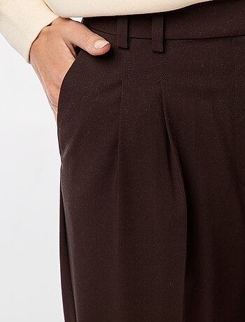 Pantalón ancho de tiro alto con 5 bolsillos