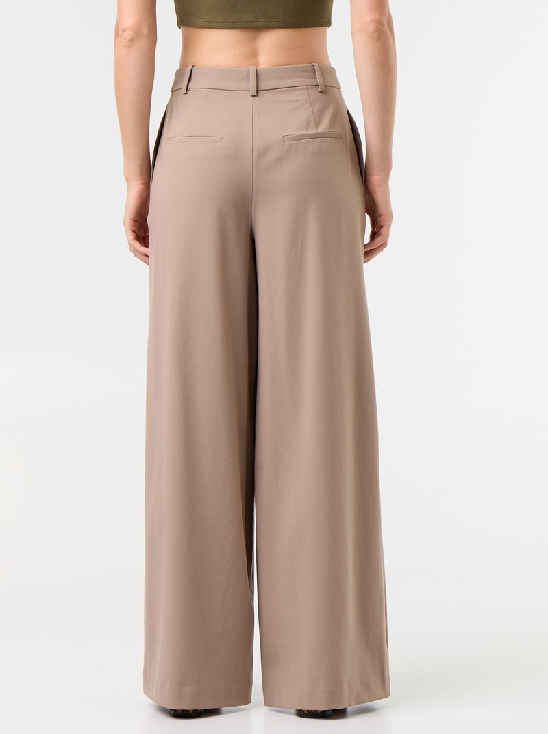 Pantalón ancho de tiro alto con pinzas Marron - Kiabi