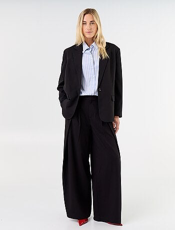 Pantalón ancho de tiro alto con pinzas