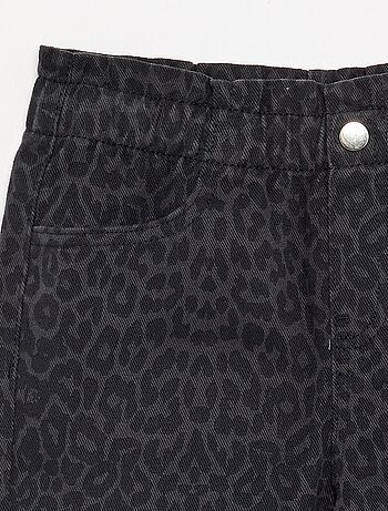 Pantalón ancho de vaquero