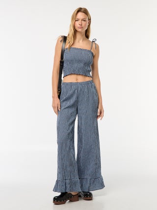 Pantalón ancho de vichy con volantes