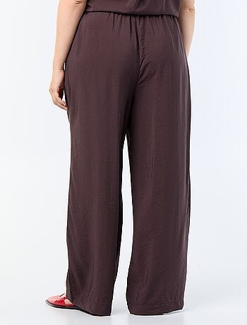 Pantalón ancho de viscosa fluida