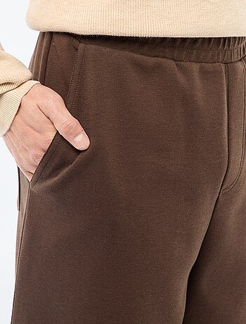 Pantalón ancho estilo jogging