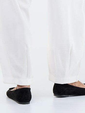 Pantalón ancho ligero de sarga