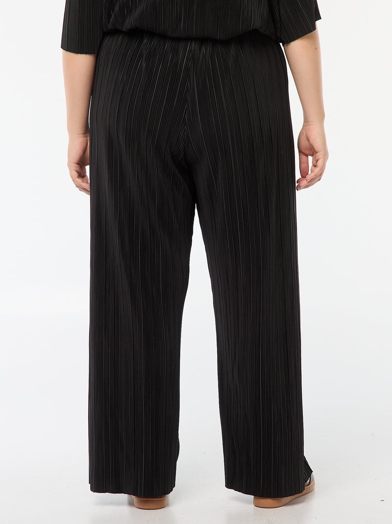 Pantalón ancho 'Only Carmakoma' de punto plisado Negro - Kiabi
