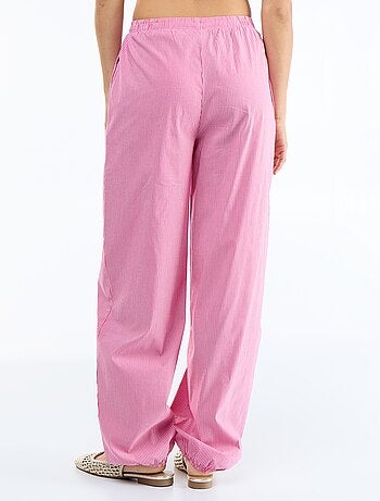 Pantalón ancho rayado corte globo