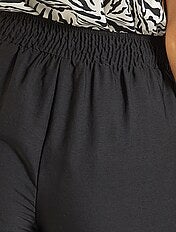 Casual mujer negro recto ancho pierna Denim Pantalones damas de alta  cintura tobillo longitud Jeans pantalones agujero rasgado pantalones  sueltos|Pantalones vaqueros| - AliExpress
